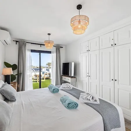 فيلة Azur By Aura بلايا بلانكا